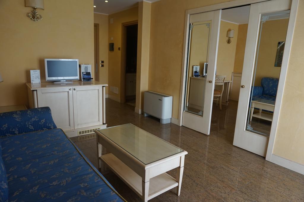 Hotel Columbus Lignano Sabbiadoro Exteriér fotografie